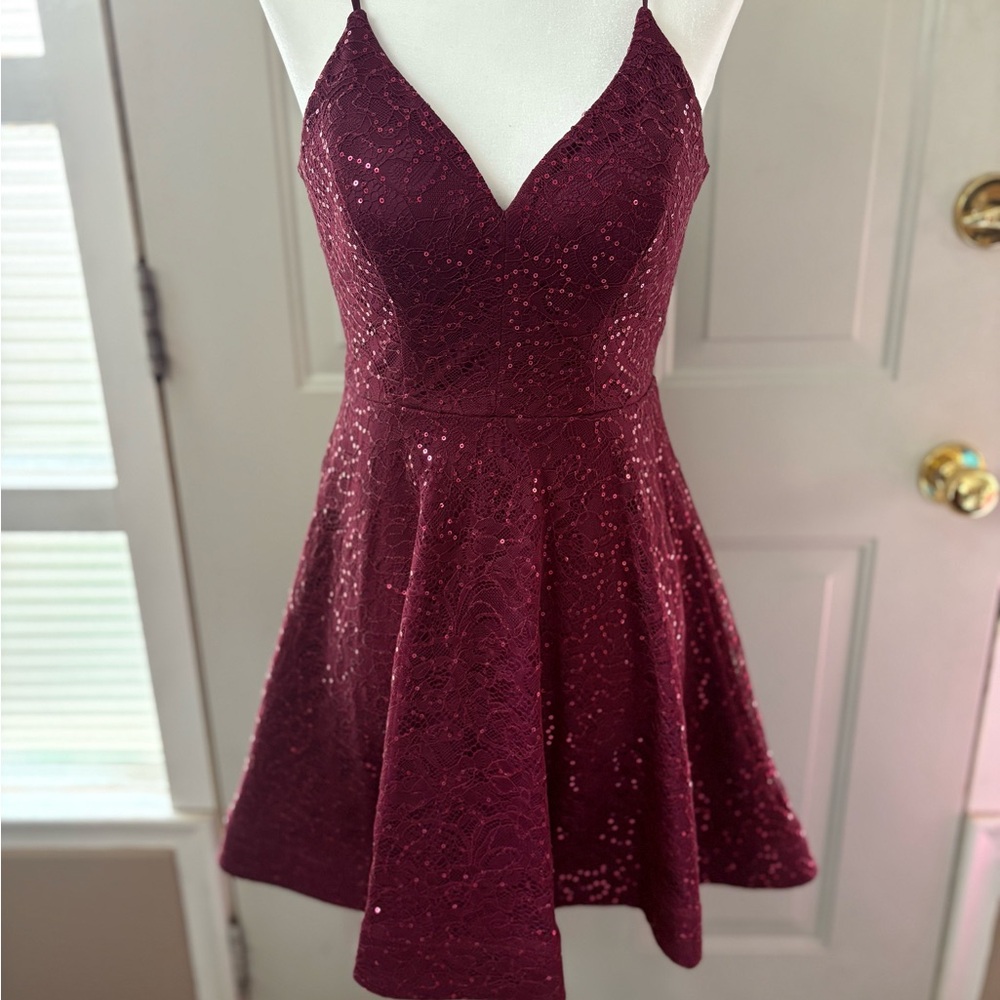 Elegant Burgundy Grade 8 Grad Sparkly Lace Dress